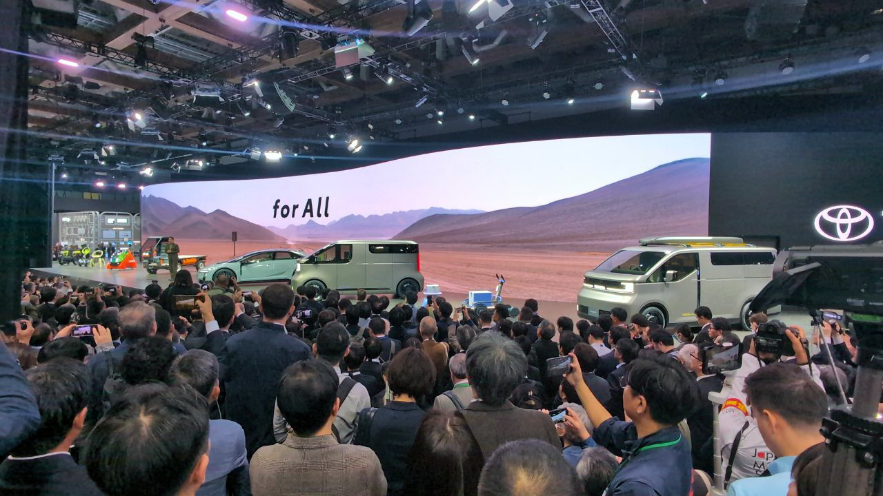 Japan Mobility Show 2025 Toyota Booth 91m giant LED, during the press briefing Photo